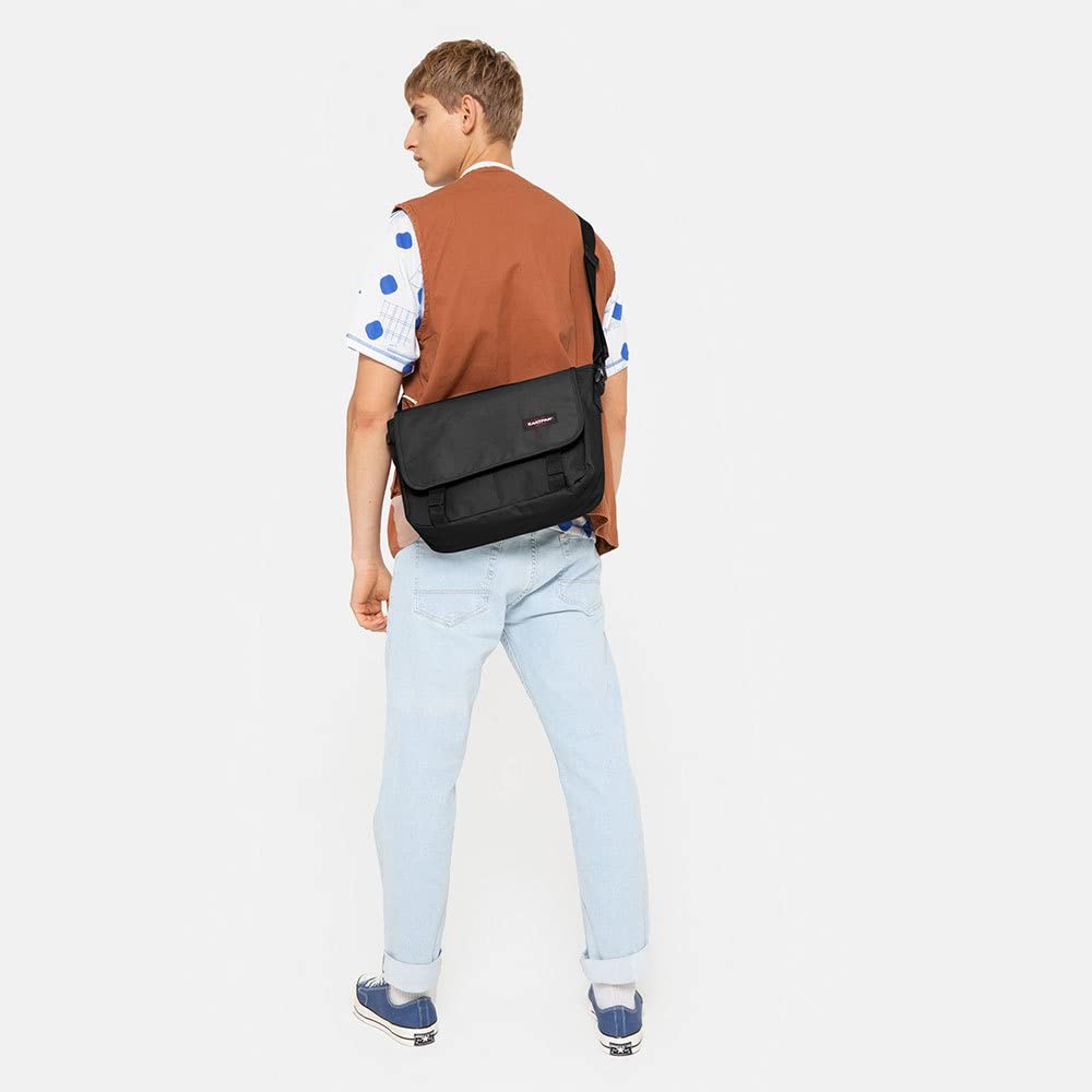 eastpak-authentic-jr-sac-bandouli-re-messager-compact-noir image 2